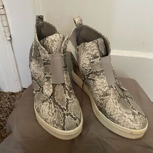 Sneaker Wedges